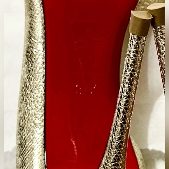 Christian Louboutin iconic ‘Iriza’ champaign gold leather 100mm EU37.5 - Picture 11 of 14